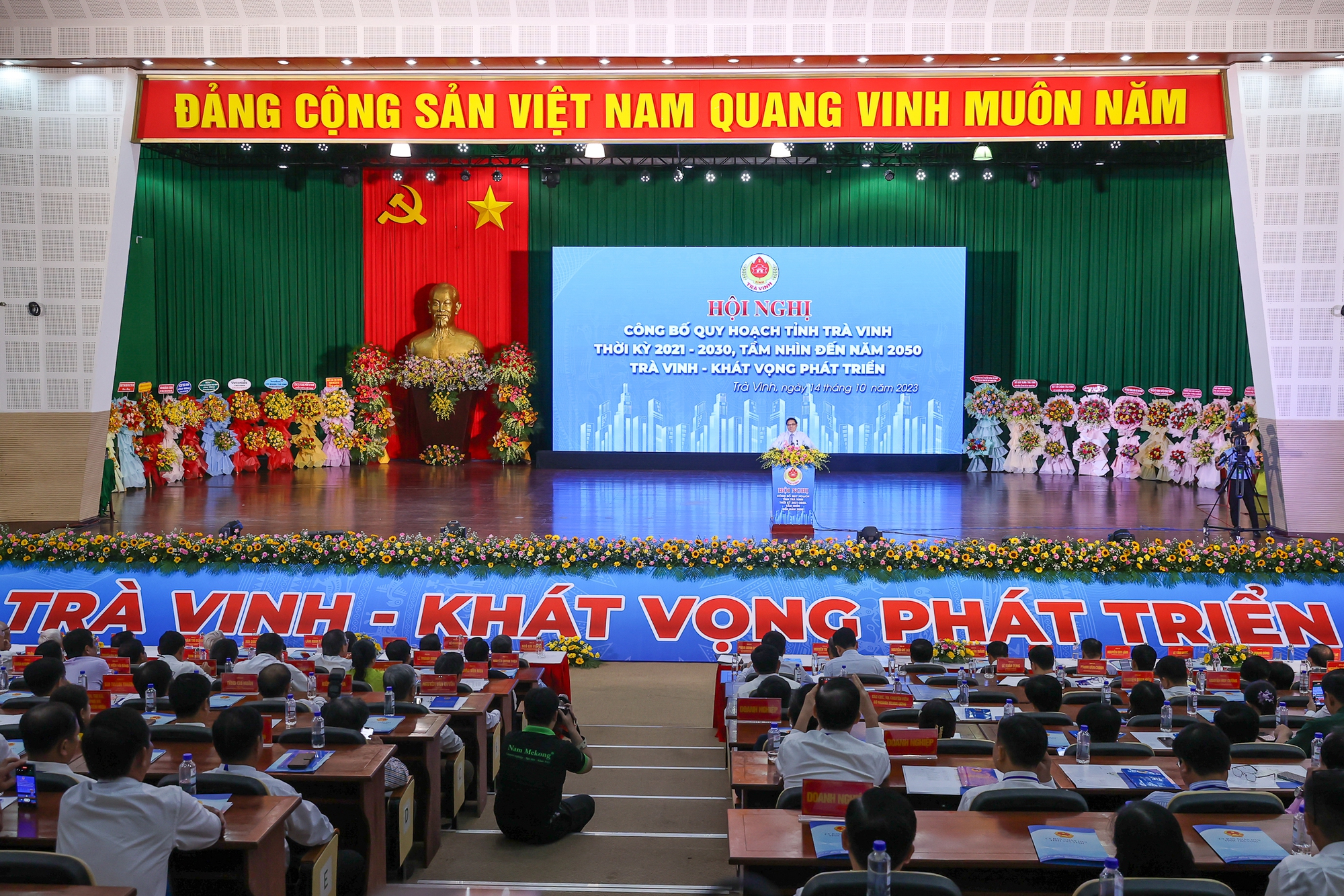 dau tu ha tang giao thong trong diem de xoay chuyen tinh the chuyen tu phat trien binh binh sang dot pha hinh 4