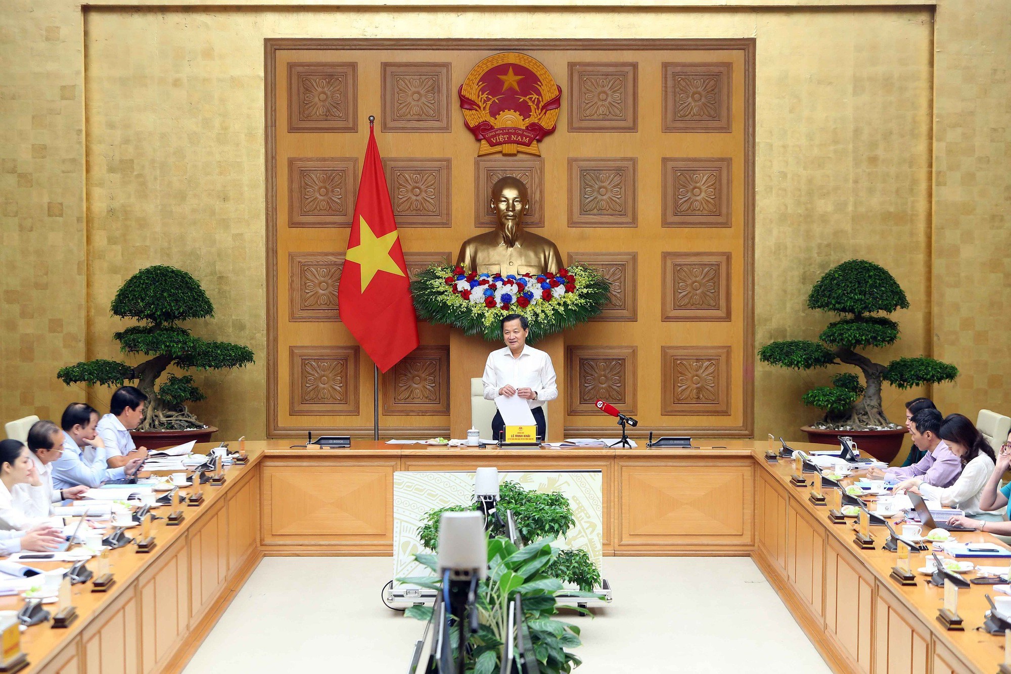 quyet liet trien khai moi bien phap de dua viet nam ra khoi danh sach xam ve chong rua tien hinh 1