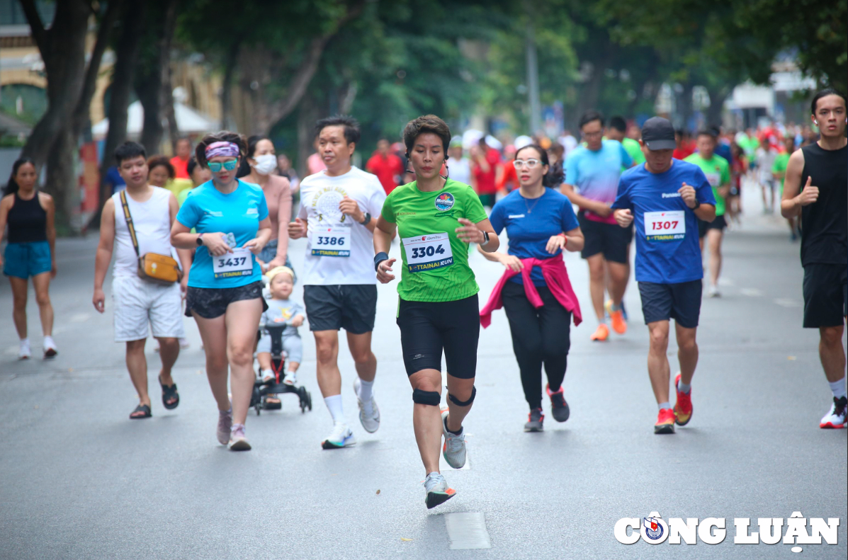 soi dong giai chay mottainai run 2023 giup do cac em nho co hoan canh kho khan hinh 3