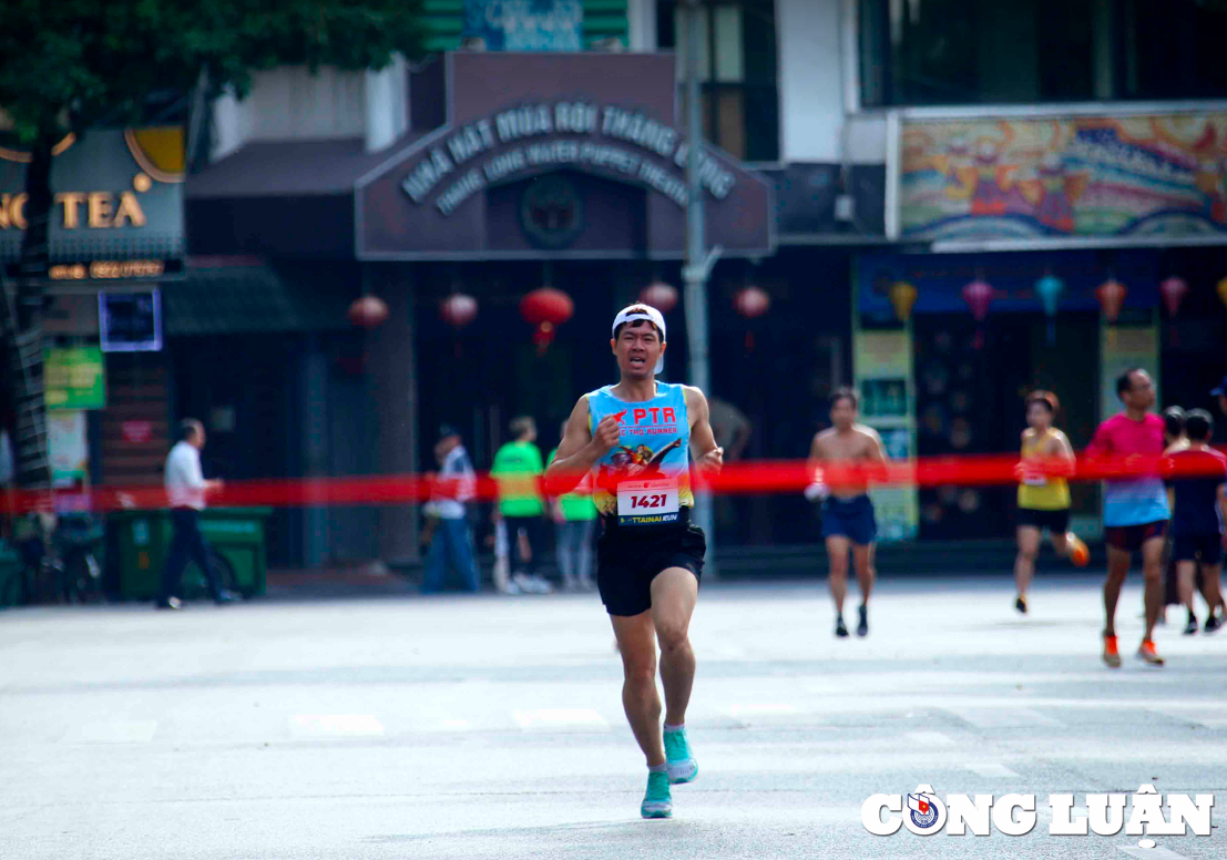 soi dong giai chay mottainai run 2023 giup do cac em nho co hoan canh kho khan hinh 8