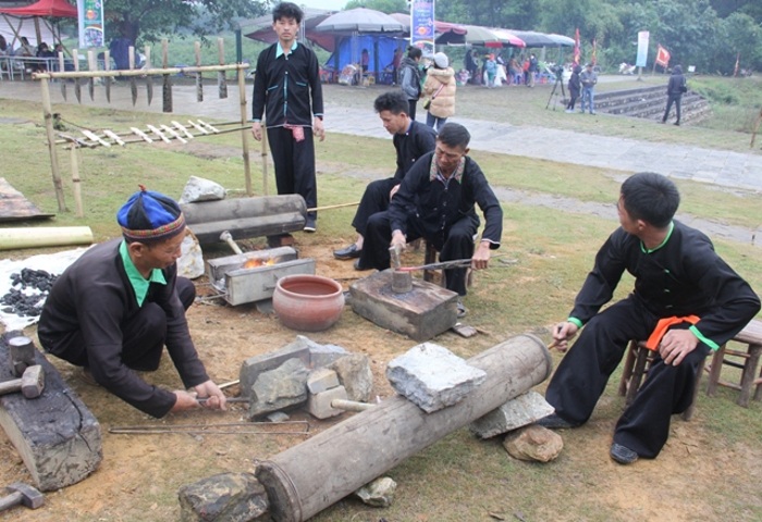 nghe ren cua nguoi mong la di san van hoa phi vat the quoc gia hinh 2