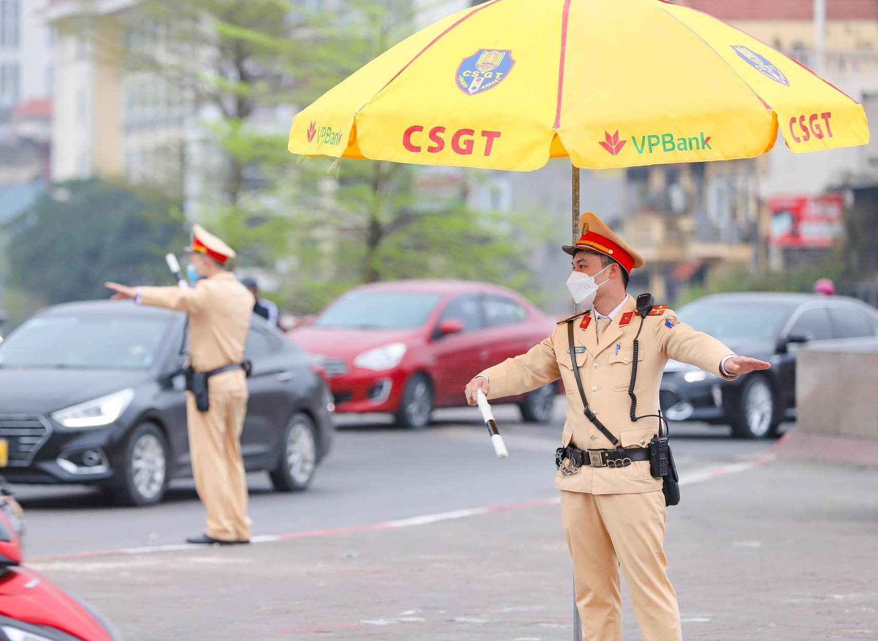 nguoi dan tro lai thu do sau nghi tet the nao de thuan tien tranh un tac hinh 1