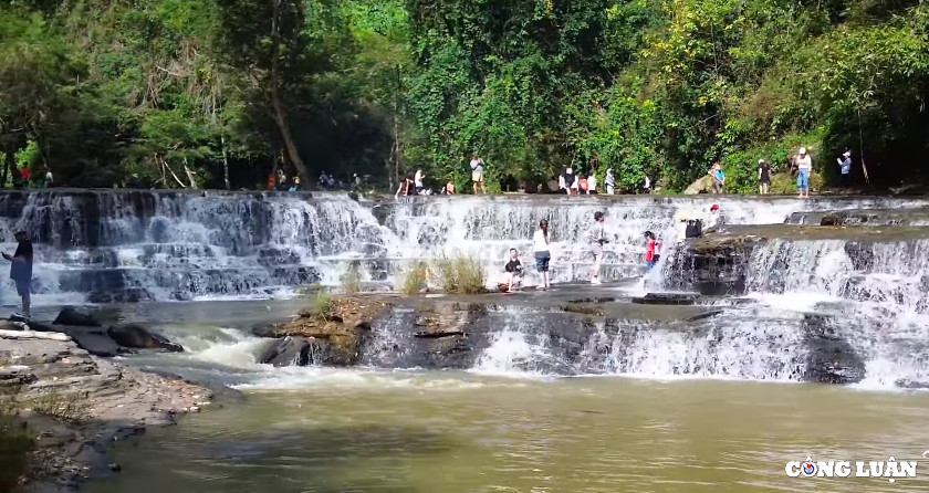 ghe thac thuy tien dak lak nghe huyen thoai nang hnang hinh 2