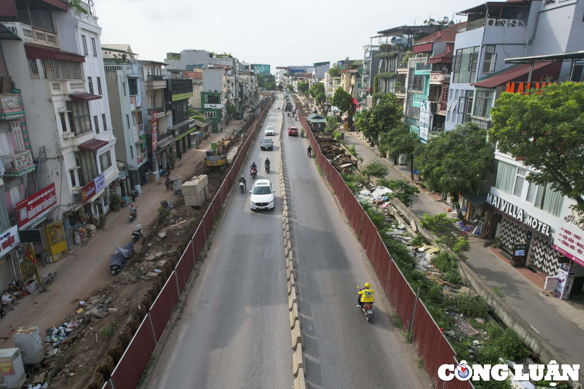 ha noi rao chan duong au co de thi cong cac phuong tien di chuyen ra sao hinh 1