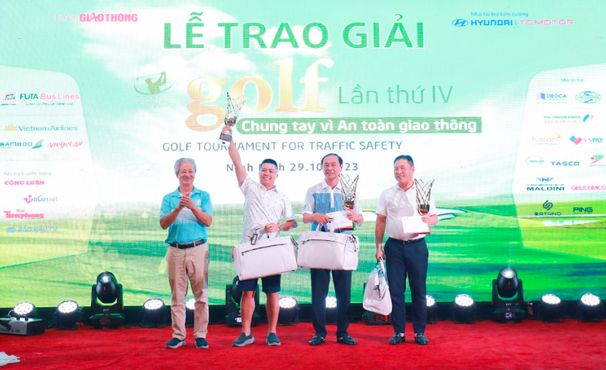 golfer nguyen hong hai gianh chuc vo dich giai golf chung tay vi atgt 2023 hinh 3