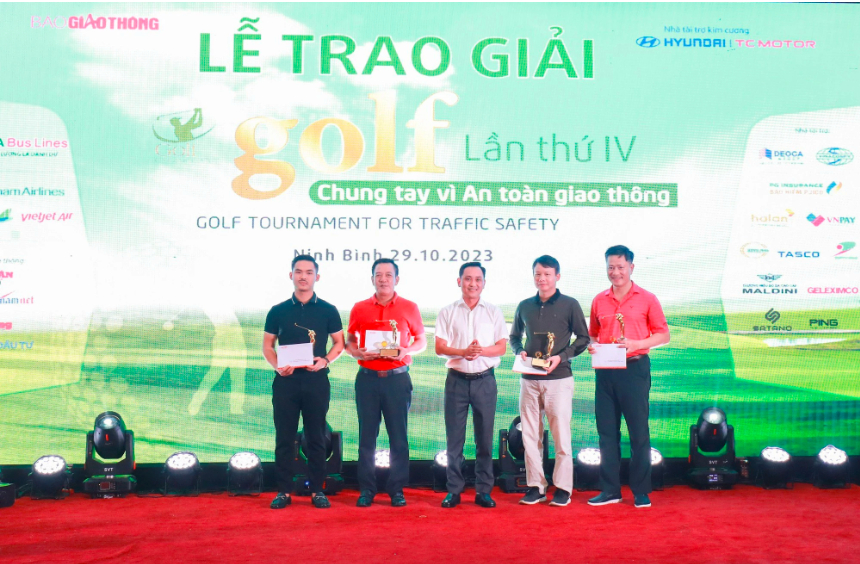 golfer nguyen hong hai gianh chuc vo dich giai golf chung tay vi atgt 2023 hinh 8