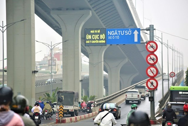 ha noi bo sung them bien bao giao thong tren cac tuyen cao toc quoc lo hinh 1