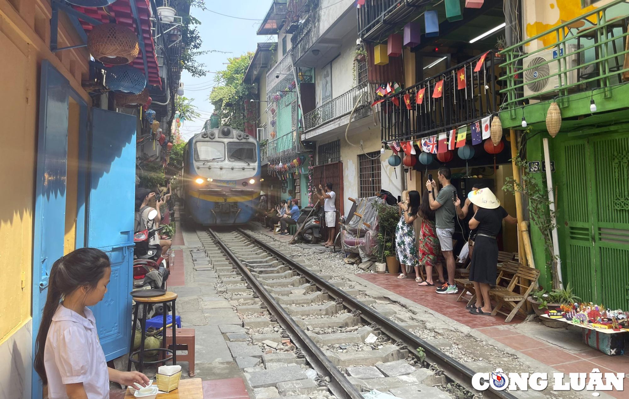 nganh duong sat de nghi giai toa tu diem ca phe duong tau hinh 1