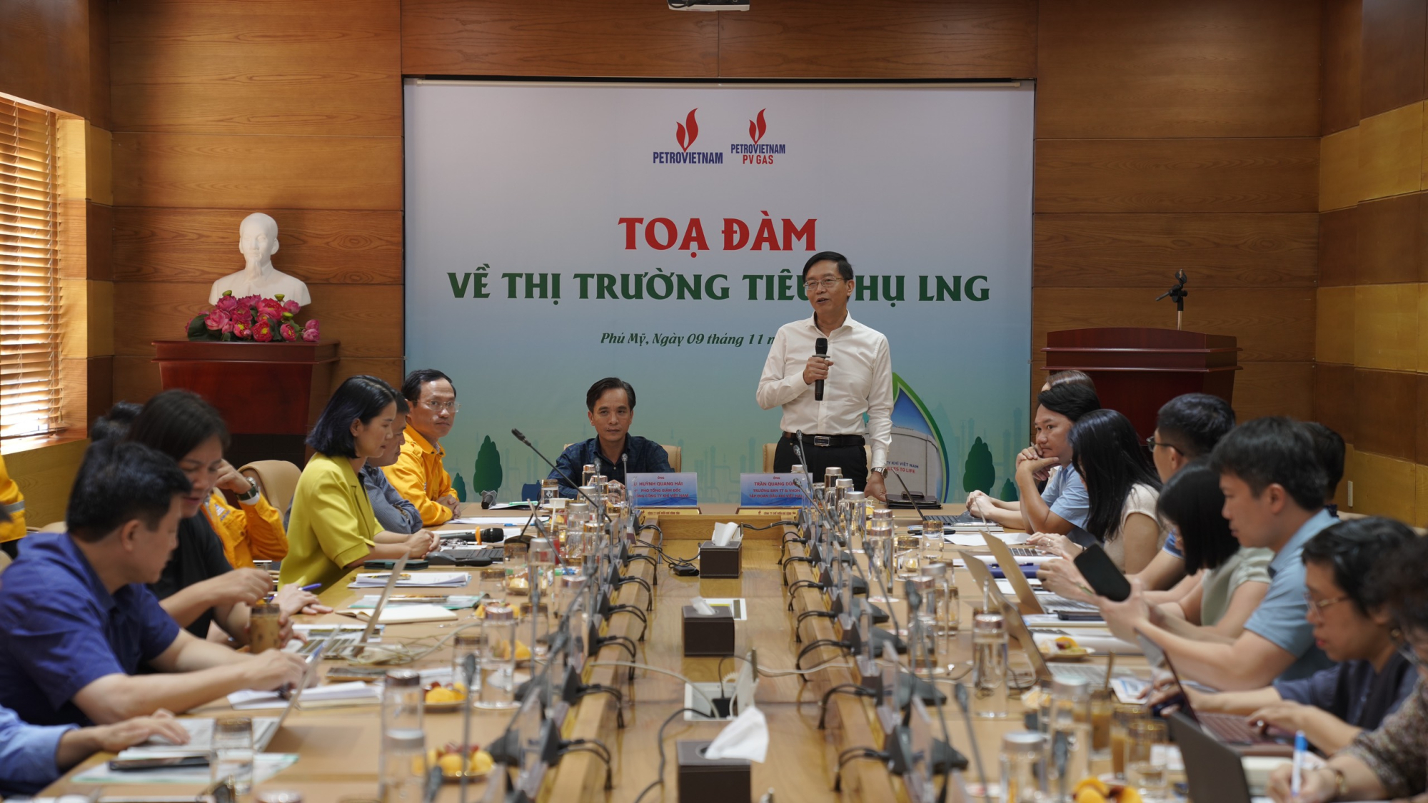 petrovietnam va pv gas voi chien luoc tieu thu lng trong hanh trinh nang luong xanh hinh 1