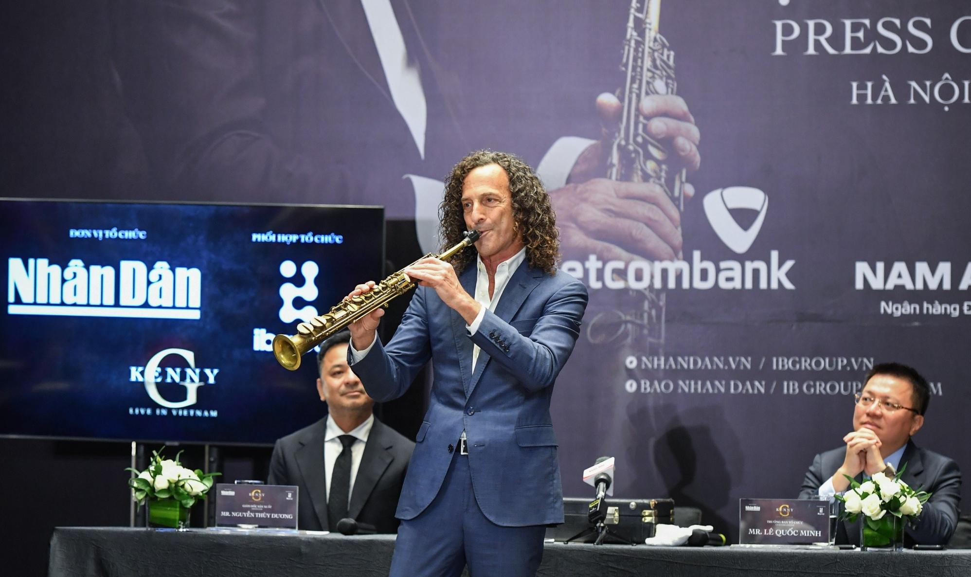 dem nhac kenny g live in vietnam hua hen nhung bat ngo hinh 3