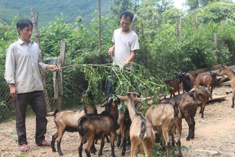 thanh hoa xoa bo hu tuc lac hau trong dong bao dan toc mong hinh 2