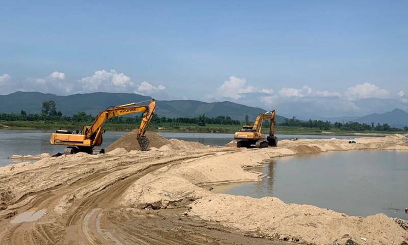 ngoai 3 mo cat trung dau gia cao bat thuong ha noi con 3 mo khac dang cho dau gia nam 2023 hinh 1