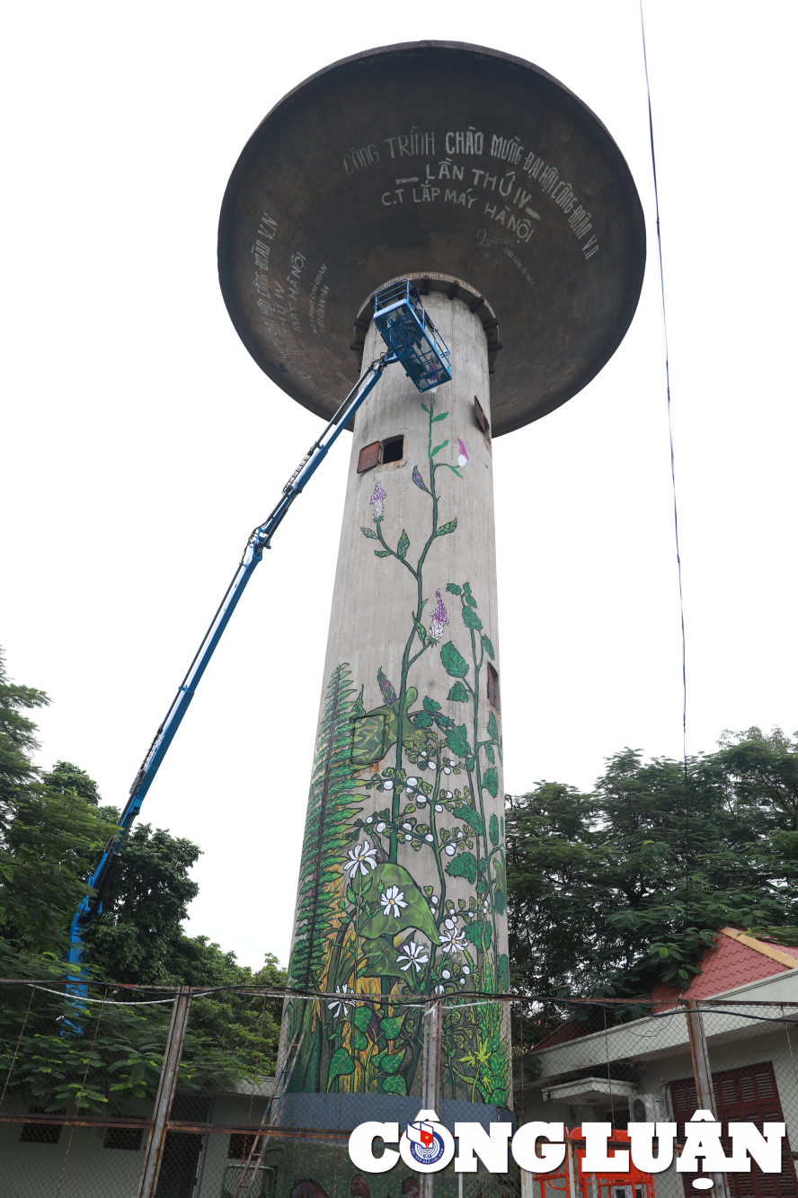 khong gian nghe thuat ben trong nha may xe lua gia lam gan 120 tuoi hinh 14