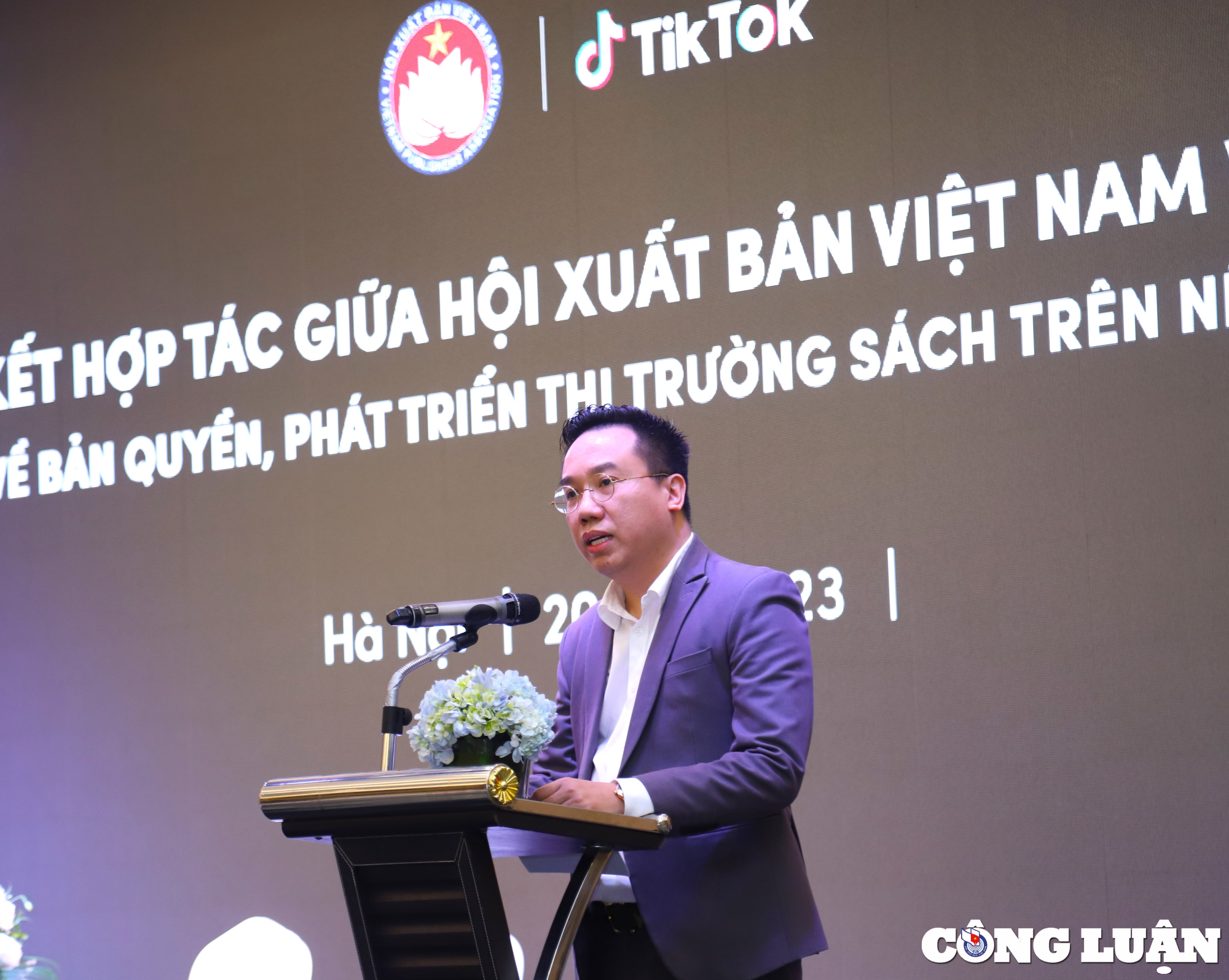 hoi xuat ban viet nam hop tac va doc quyen sach tren nen tang tiktok hinh 1