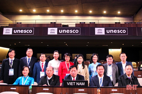 unesco vinh danh hai thuong lan ong le huu trac hinh 2