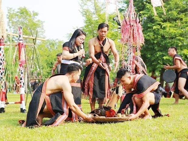 doc dao le cung mang nuoc cua nguoi ca dong hinh 1