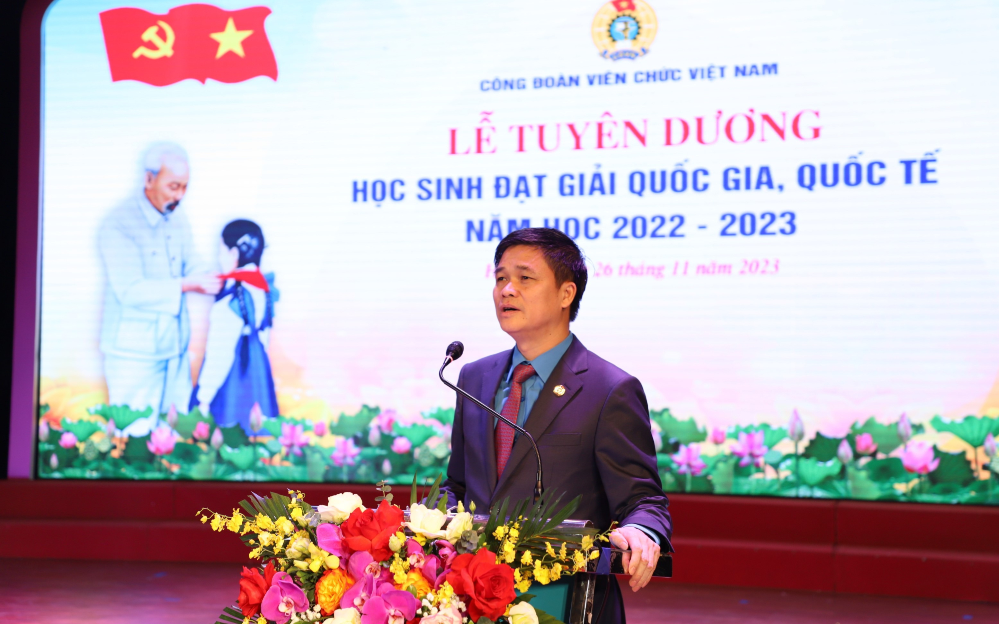 cong doan vien chuc viet nam tuyen duong hoc sinh dat giai quoc gia quoc te hinh 2