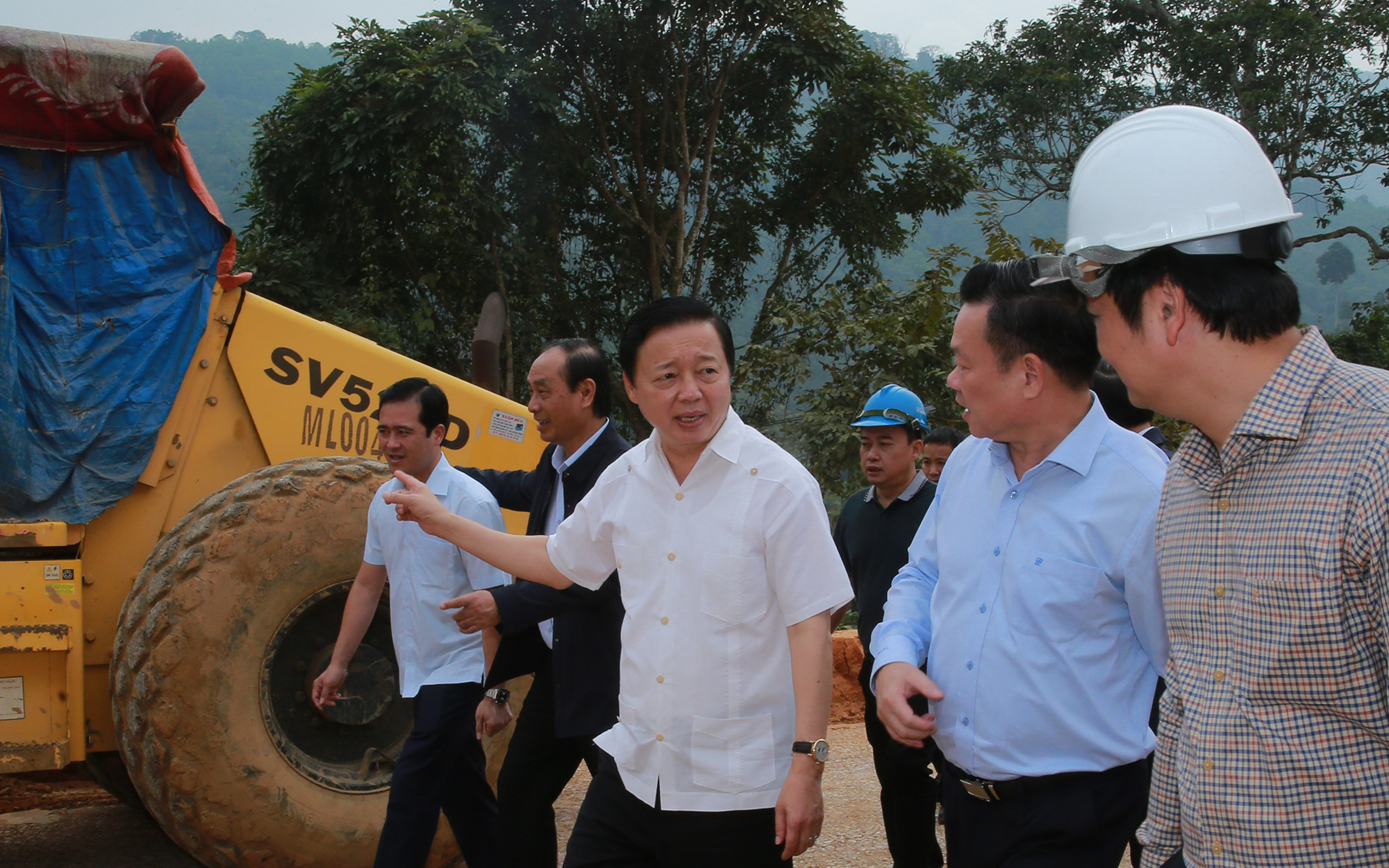 pho thu tuong tran hong ha khao sat cac du an trong diem tai tinh bac kan hinh 2