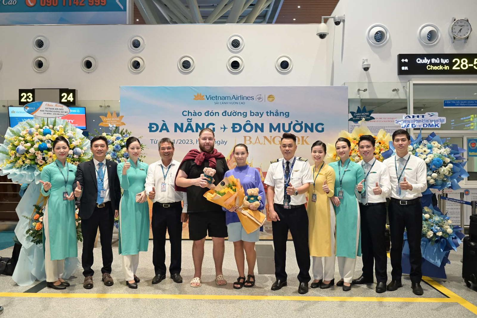 vietnam airlines khai truong duong bay da nang don muong hinh 3