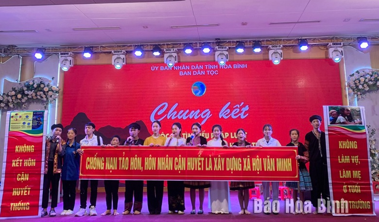 hoa binh day lui tinh trang tao hon va hon nhan can huyet thong trong dong bao dan toc thieu so hinh 3