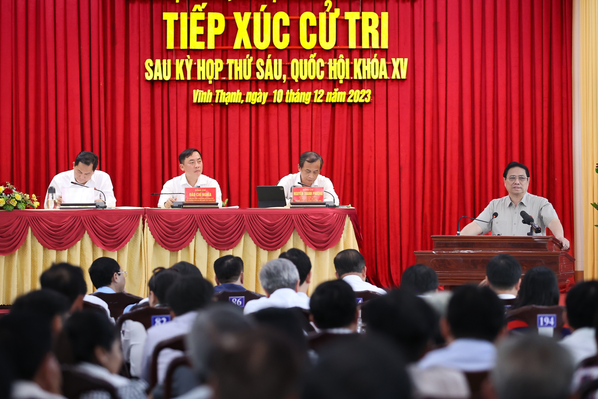 thu tuong pham minh chinh tiep xuc cu tri sau ky hop thu sau quoc hoi khoa xv tai tp can tho hinh 1