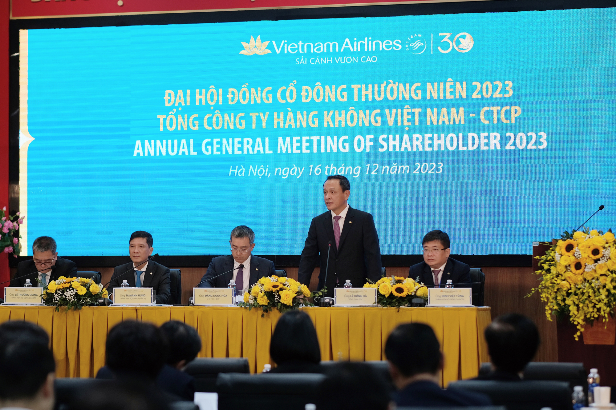 vietnam airlines to chuc thanh cong dai hoi dong co dong nam 2023 hinh 3