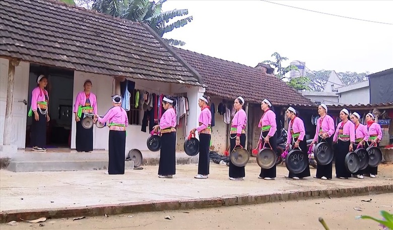 ninh binh giu gin net van hoa truyen thong doc dao cua dan toc muong hinh 1