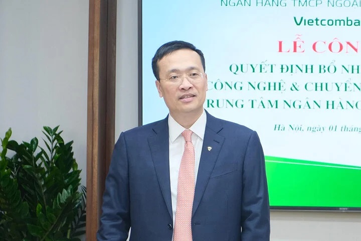 chu tich hoi dong quan tri vietcombank lam pho thong doc ngan hang nha nuoc viet nam hinh 1