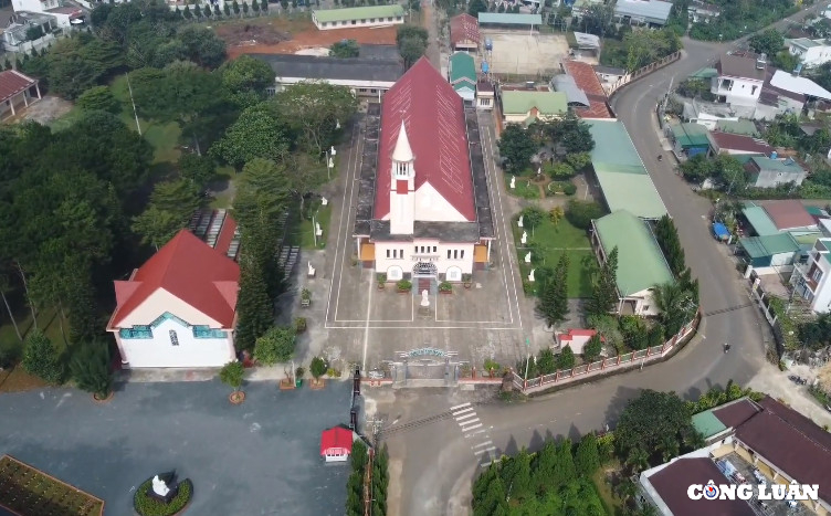 doc dao ngoi lang duoc vi nhu khai hoan mon cua phap o lam dong hinh 2