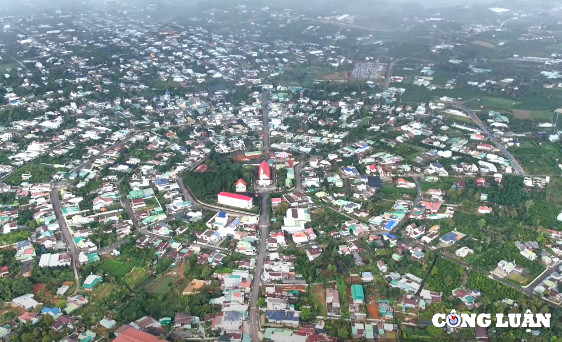 doc dao ngoi lang duoc vi nhu khai hoan mon cua phap o lam dong hinh 1