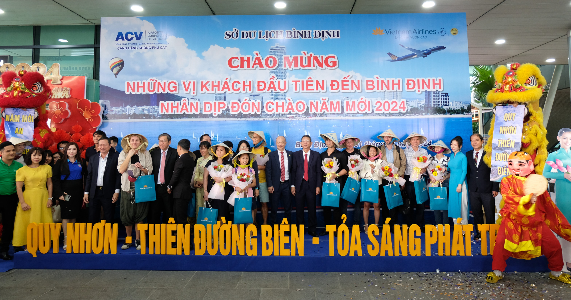 vietnam airlines dong hanh cung cac tinh thanh don khach dau tien cua nam 2024 hinh 7