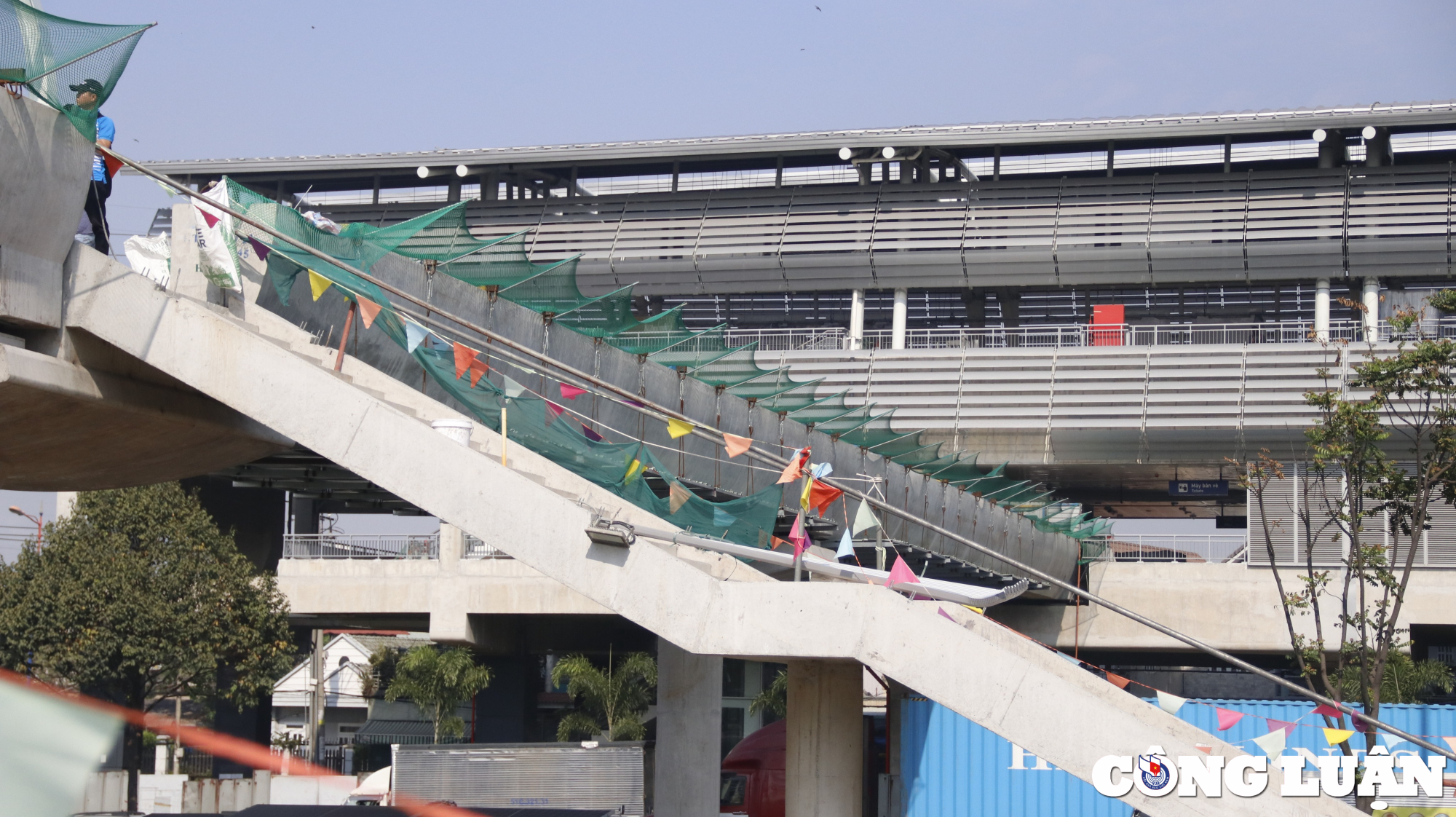 cau bo hanh ket noi metro so 1 lo ro hinh hai chay dua ve dich truoc tet nguyen dan 2024 hinh 3