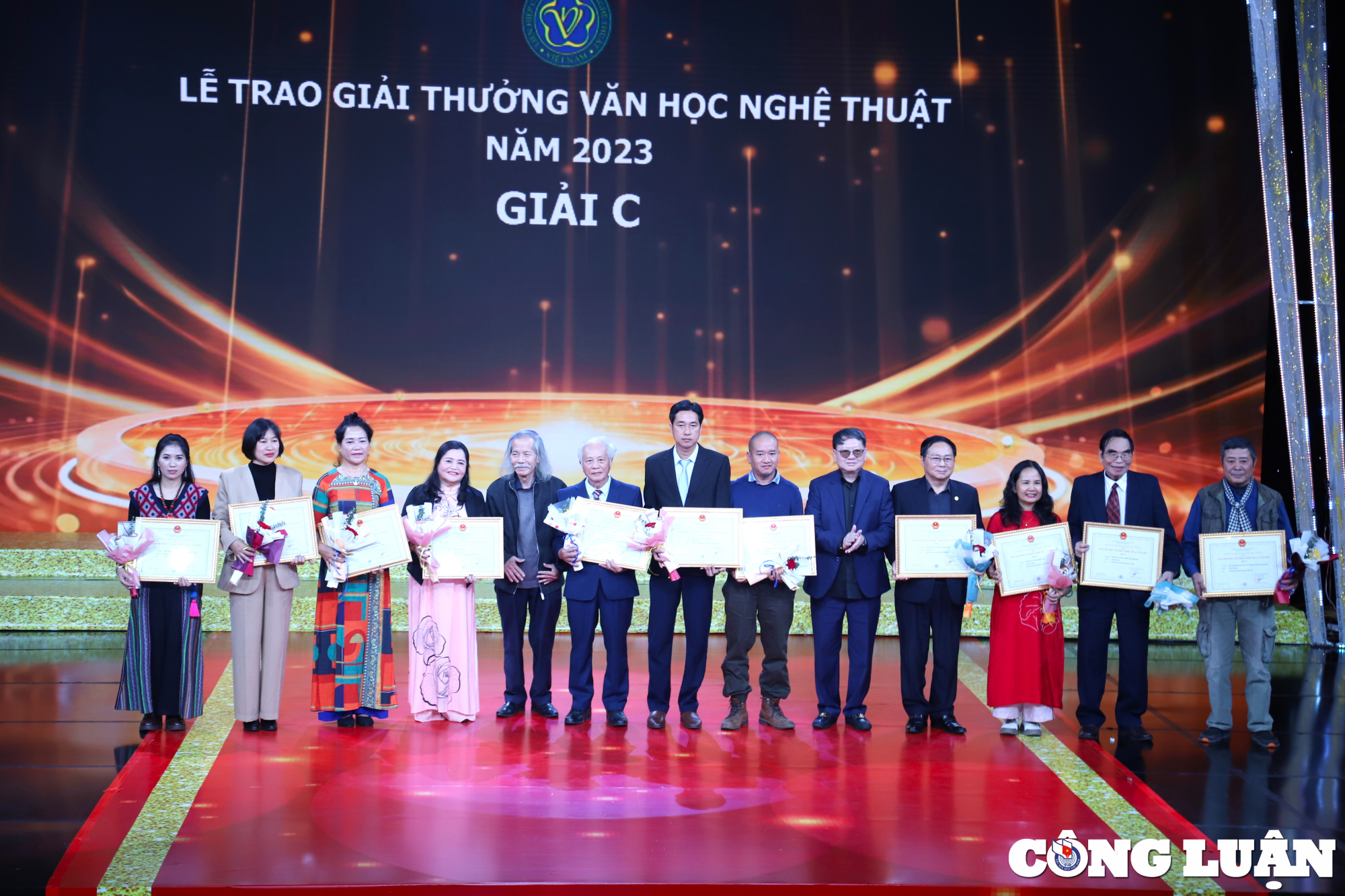 60 tac pham doat giai thuong van hoc nghe thuat nam 2023 hinh 4