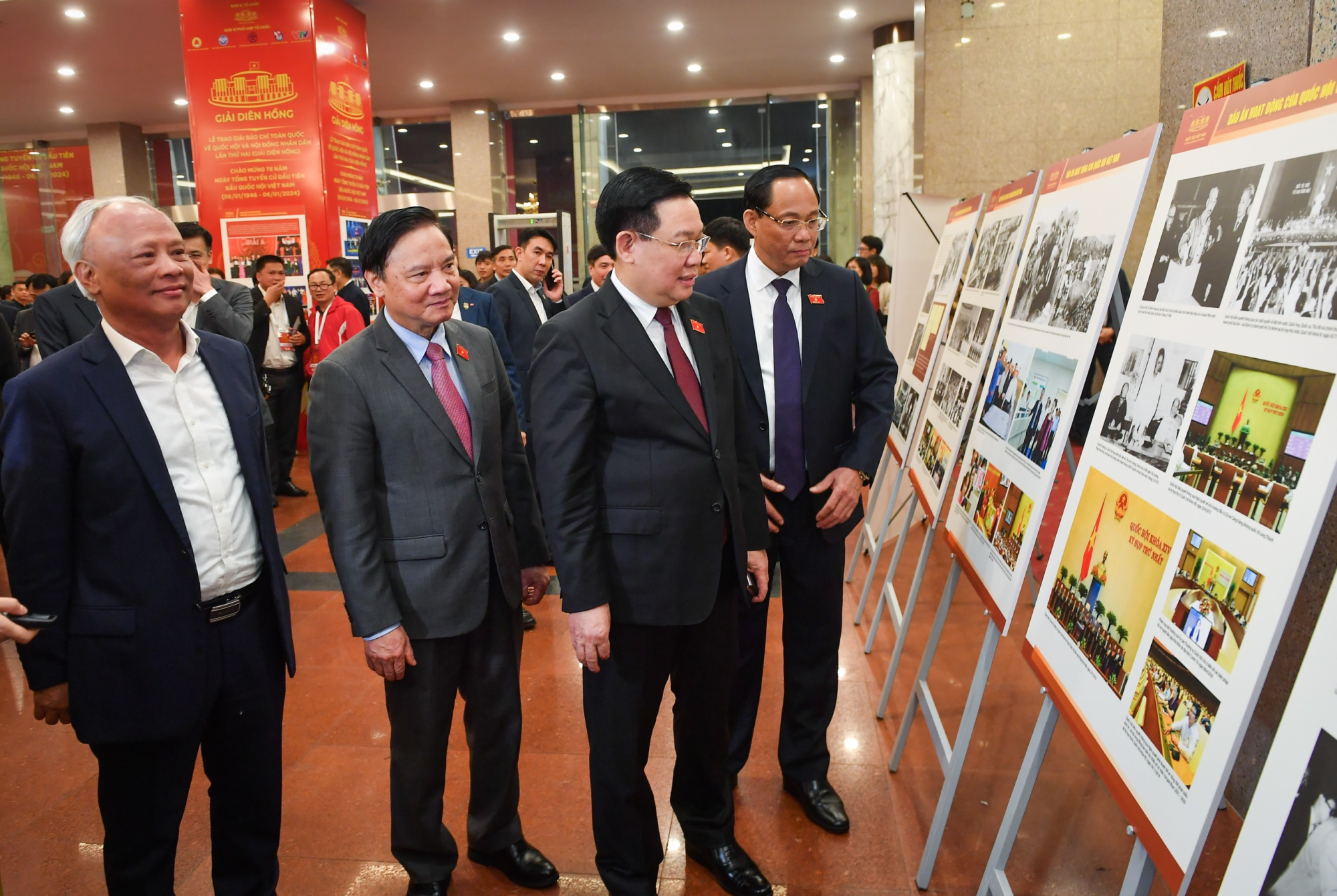 giai dien hong lan thu hai nang cao vi the suc manh uy tin cua quoc hoi va hoi dong nhan dan hinh 1