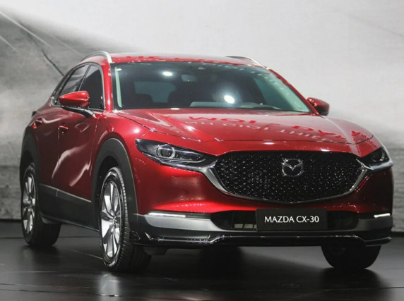 3 mau xe mazda nhap khau tang gia truoc tet nguyen dan 2024 hinh 2