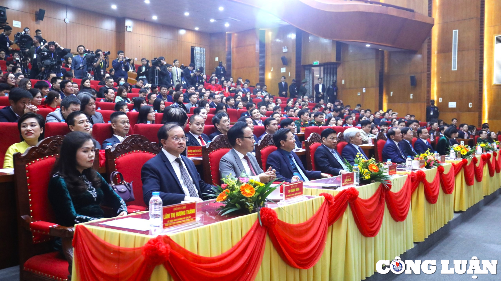 gan 100 nghe si dien vien duoc vinh danh la nghe si tieu bieu nam 2023 hinh 9