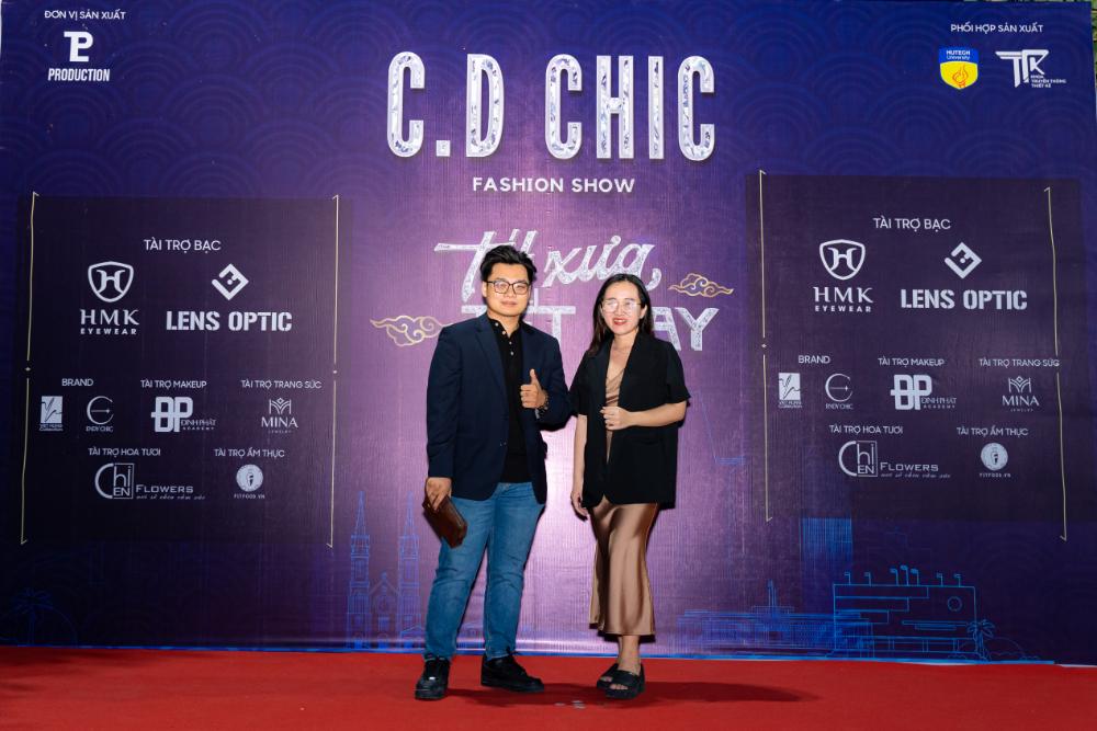 ntk viet hung dong hanh cung tai nang tre hutech tai fashion show cd chic tet xua tet nay hinh 7