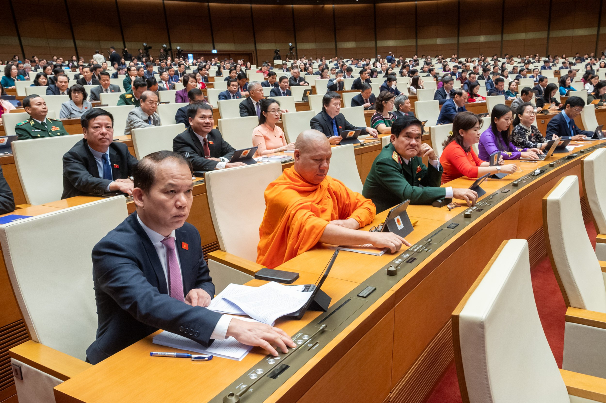 quoc hoi thong qua nghi quyet ve viec su dung du phong chung du phong nguon ngan sach trung uong hinh 3