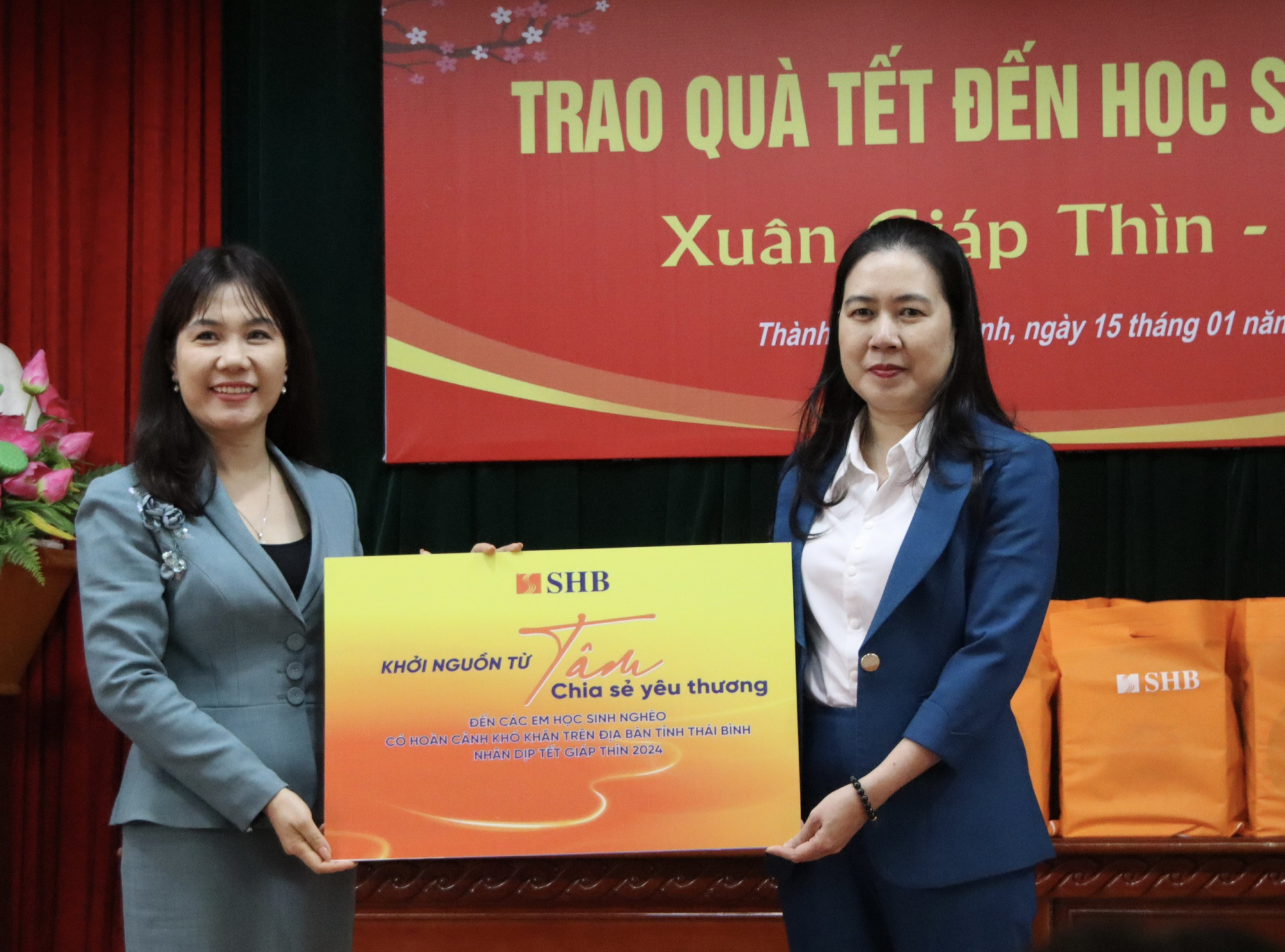 shb mang tet am den voi tre em ngheo vuot kho tinh thai binh hinh 1