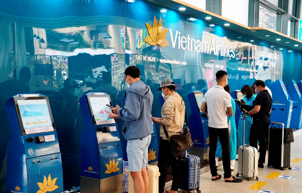vietnam airlines group khuyen nghi hanh khach lam thu tuc truc tuyen dip cao diem tet hinh 1