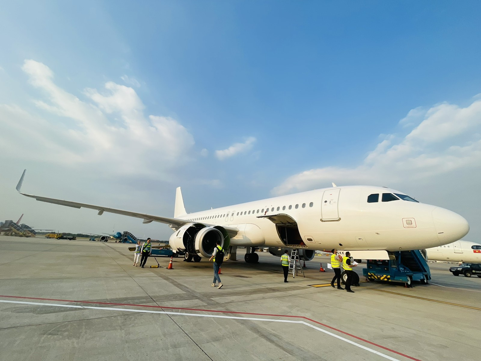 vietnam airlines bo sung may bay airbus a320 phuc vu cao diem tet giap thin 2024 hinh 2