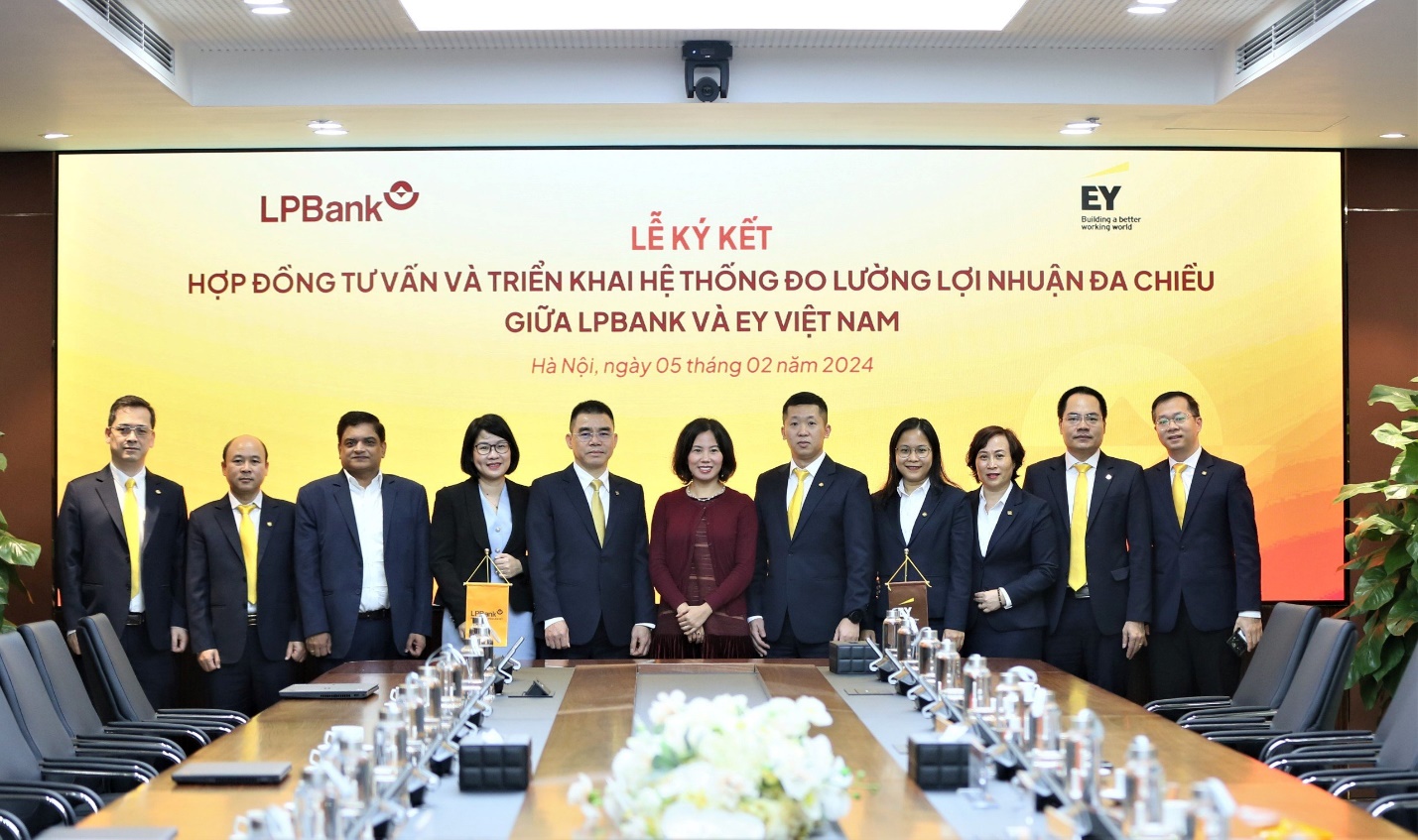 lpbank va ey consulting vn ky hop dong tu van va trien khai he thong do luong loi nhuan da chieu hinh 2