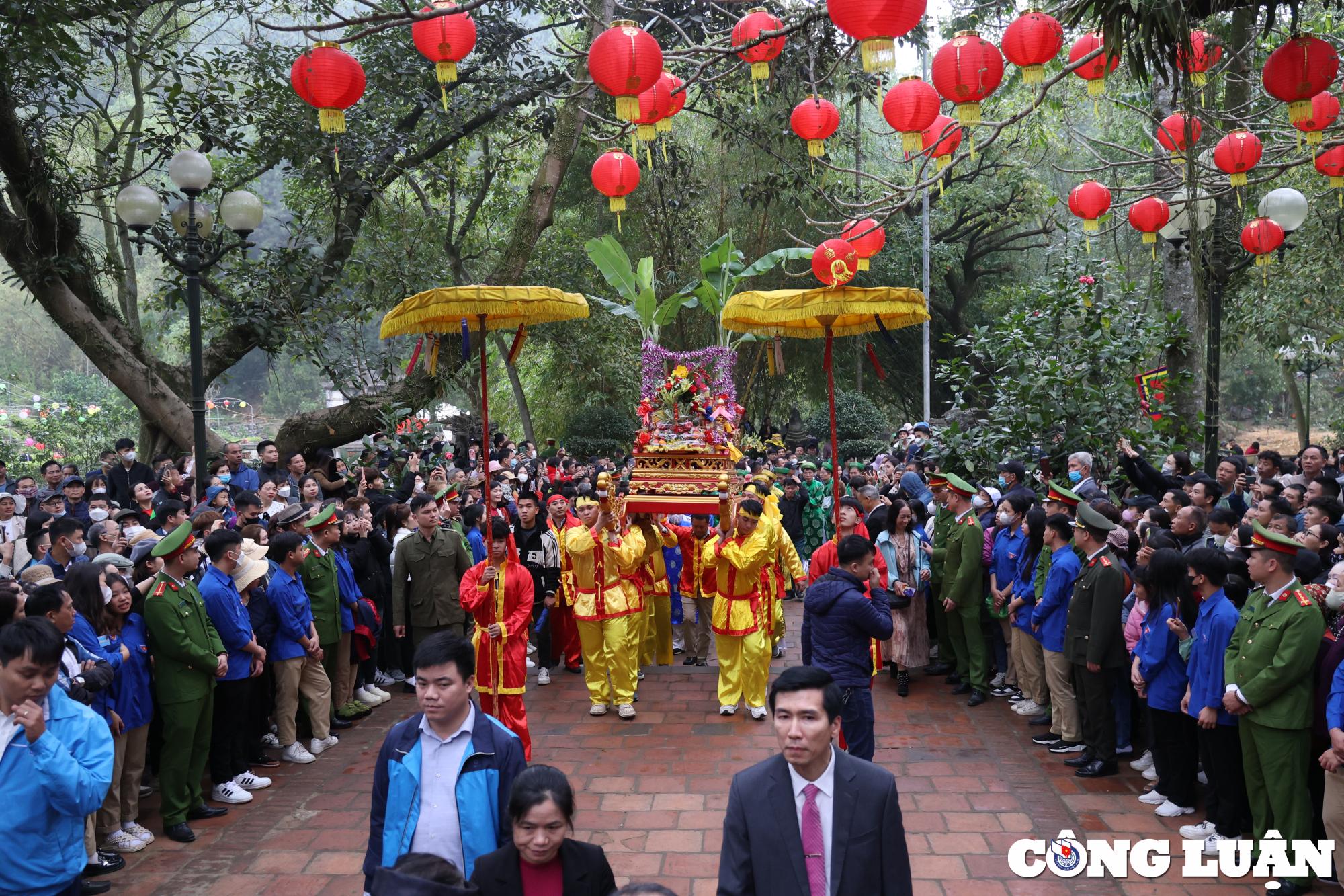 ha noi hang nghin nguoi dan ve khai hoi giong den soc nam 2024 hinh 1