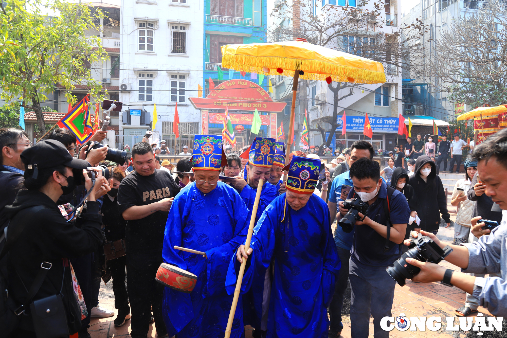 ha noi doc dao hoi thi keo lua thoi com o lang thi cam hinh 20