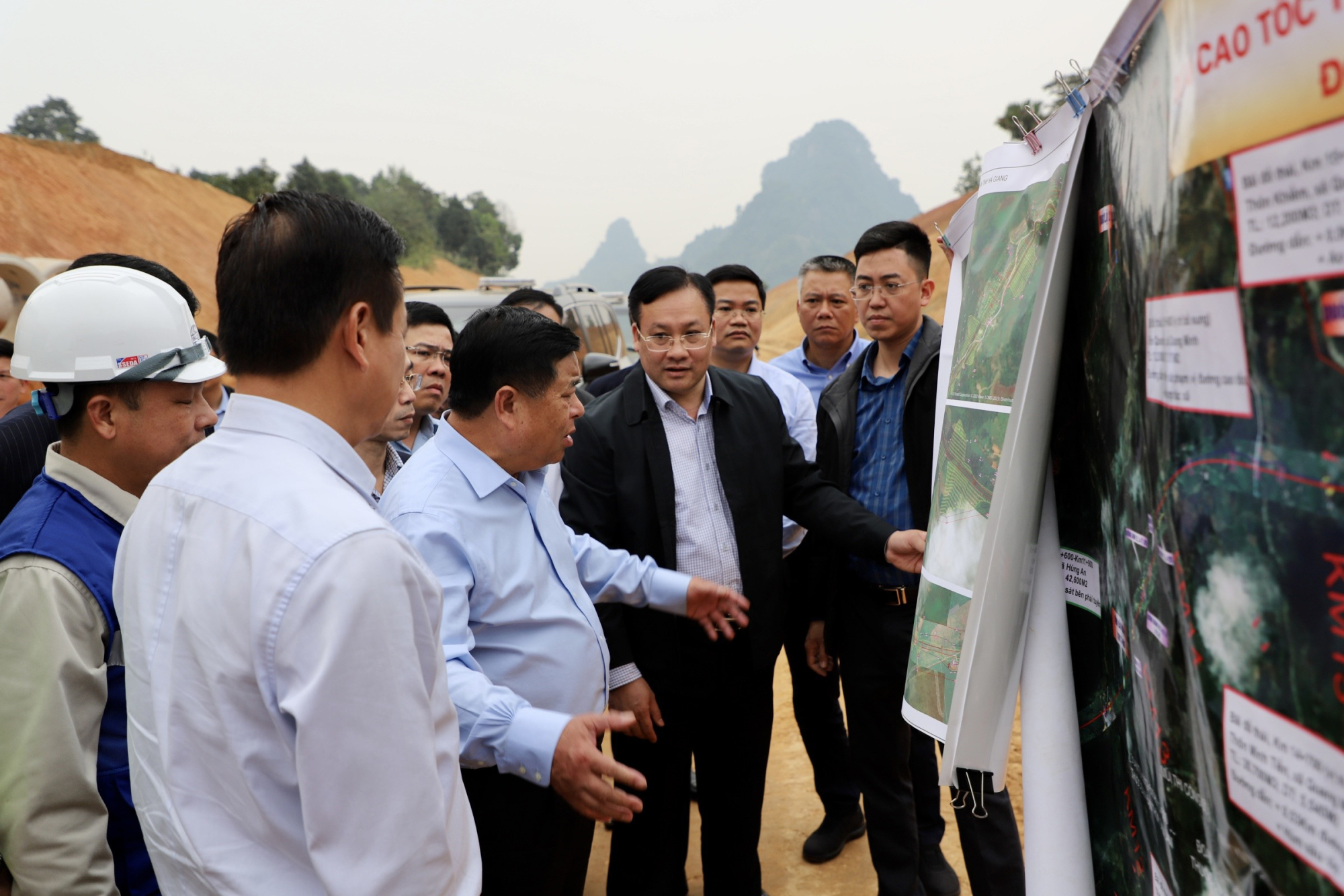 tang tien do giai ngan von dau tu cong du an cao toc 10000 ty dong tuyen ha giang  tuyen quang hinh 1