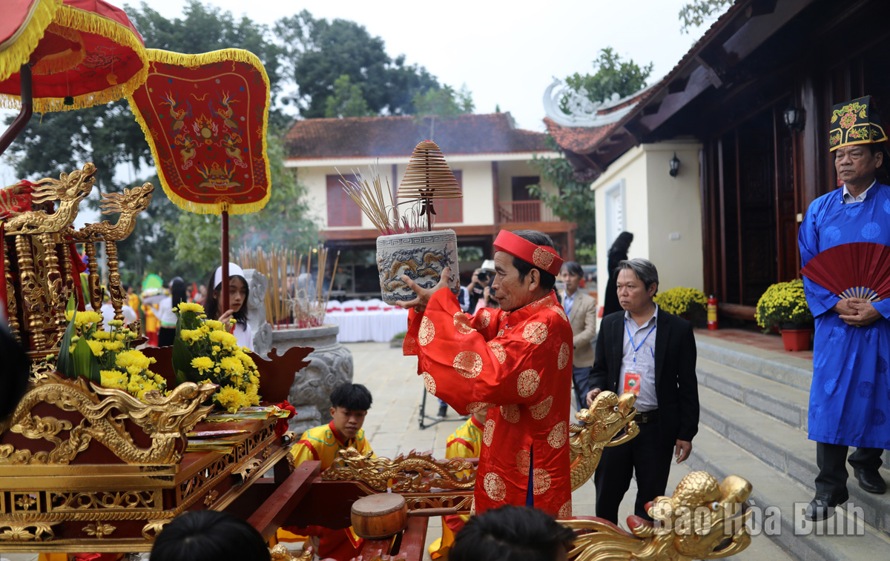 dac sac le hoi khai ha dan toc muong o hoa binh hinh 1