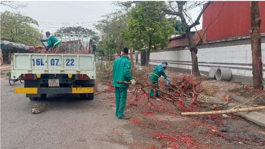 cong ty moi truong do thi hai phong gin giu canh quan moi truong phuc vu nhan dan vui tet don xuan hinh 1