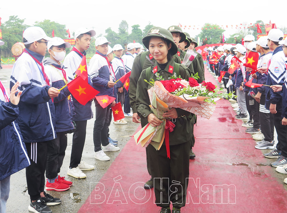 ha nam hon 1500 tan binh len duong nhap ngu tham gia nghia vu hinh 6