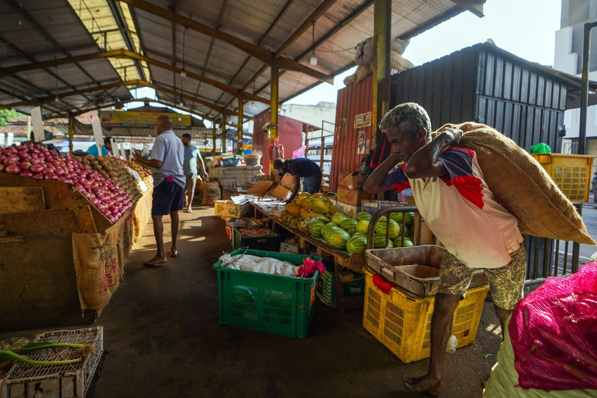 lam phat cua sri lanka ha nhiet nho dong noi te manh hon hinh 1