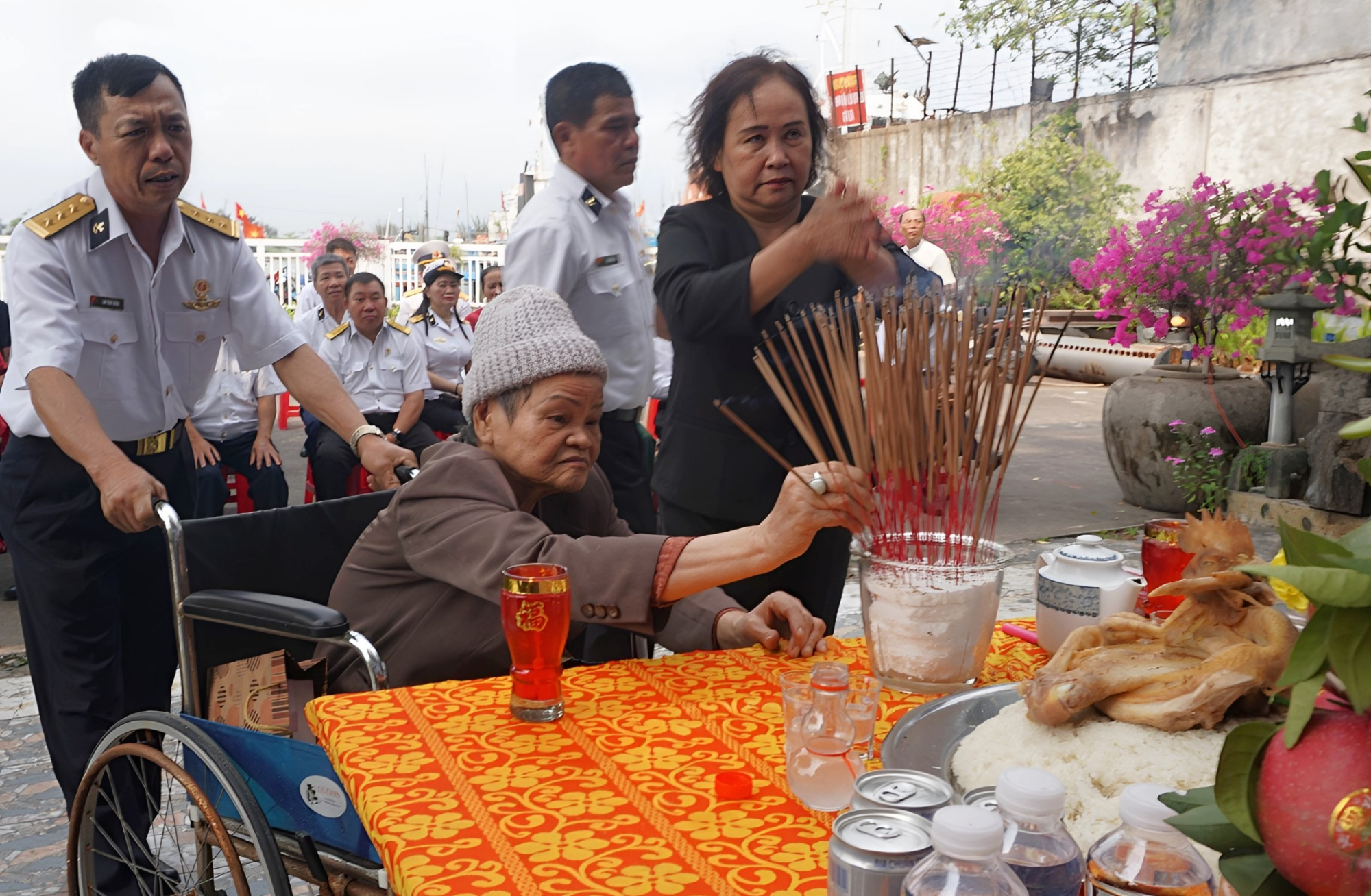 da nang tuong niem tri an 64 liet si hy sinh tai dao gac ma hinh 3